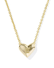 Ari Heart Letter E Gold Short Pendant Necklace