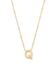 Letter Q Pendant Necklace in Gold