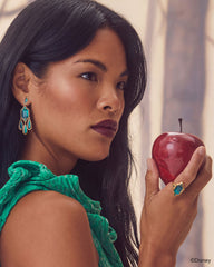 Disney | Kendra Scott The Queen Vintage Gold Cocktail Ring in Dark Green Mother-of-Pearl