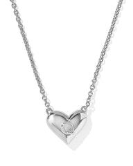 Ari Heart Letter Q Silver Short Pendant Necklace
