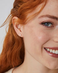 Michelle Pearl 14k Yellow Gold Stud Earrings in Freshwater Cultured Pearl