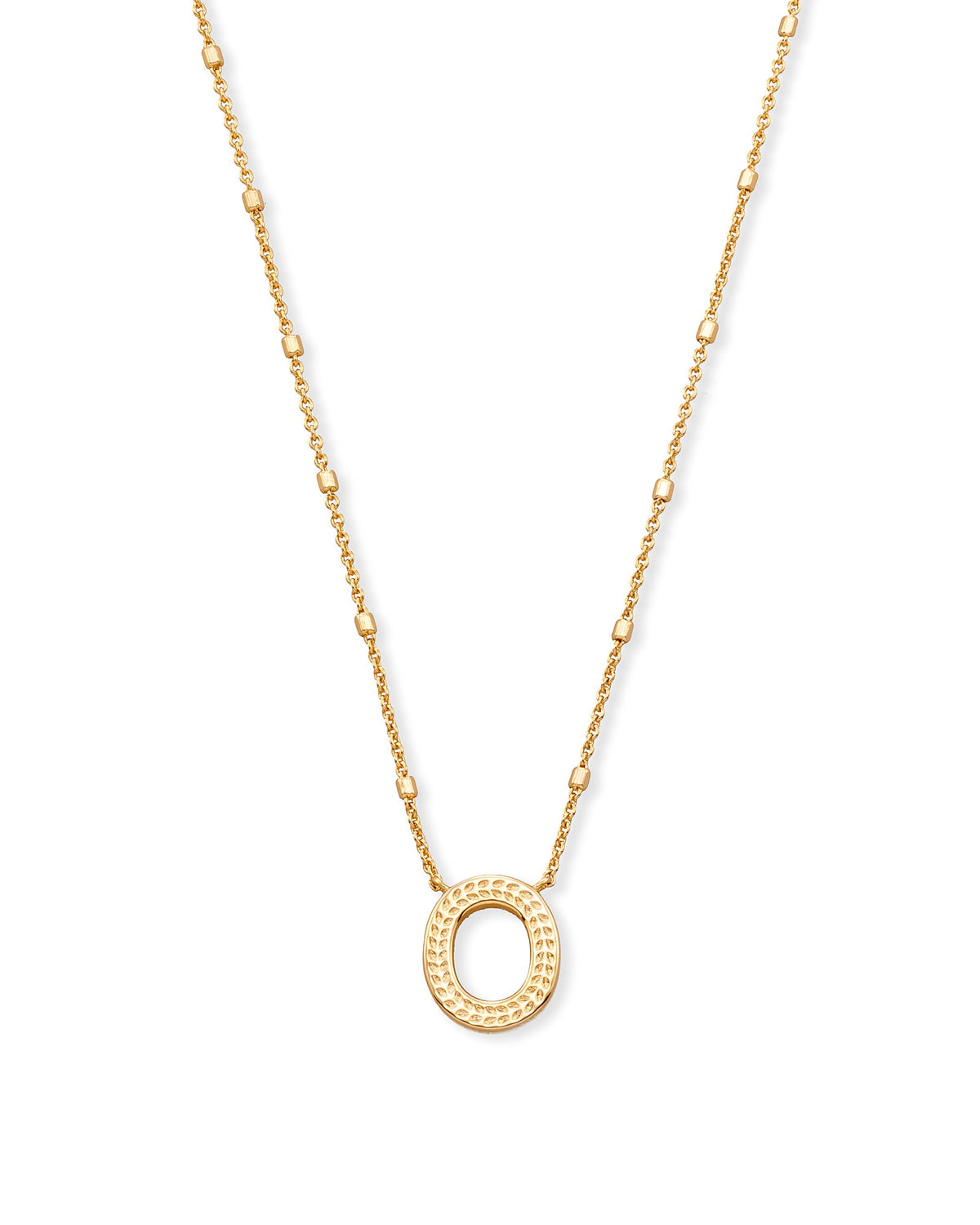 Letter O Pendant Necklace in Gold