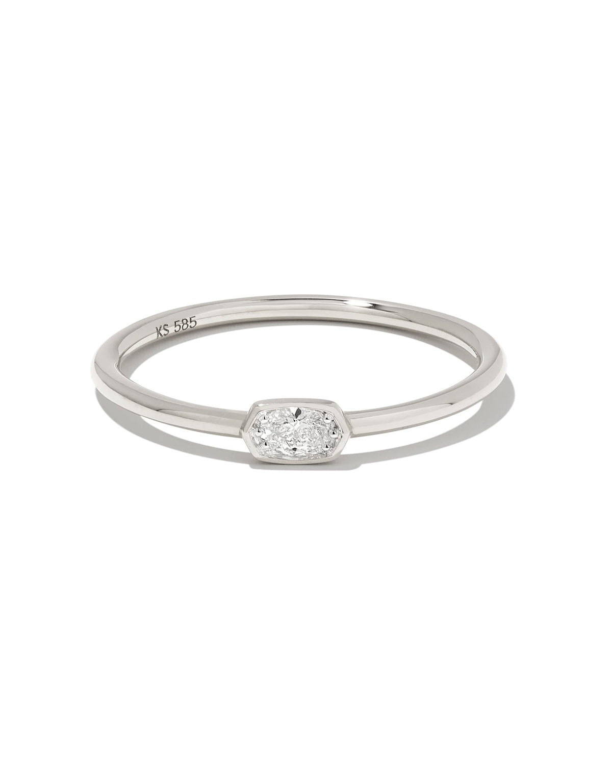 Marisa 14k White Gold Oval Solitaire Band Ring in White Diamond