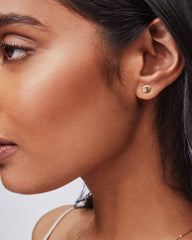 Shell Single Stud Earring in 18k Yellow Gold Vermeil